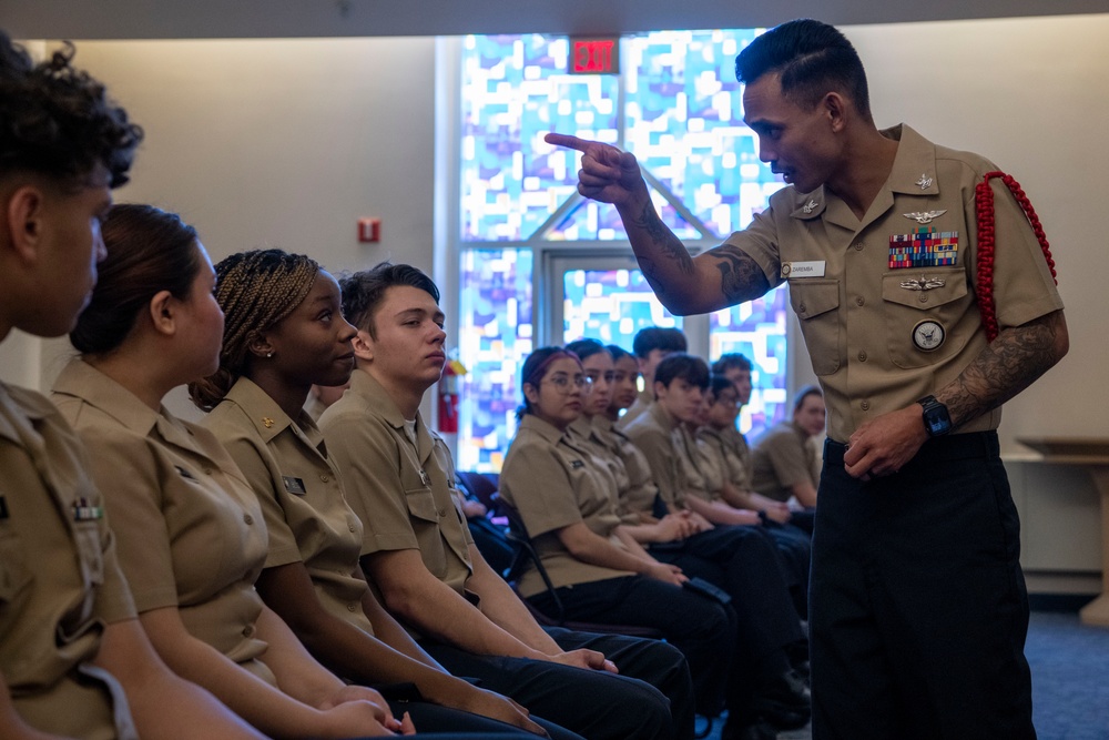 NJROTC Students Tour Recruit Training Command