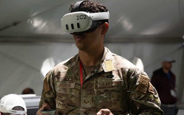 Virtual Reality Immersive Command and Control Experimentation during Project Convergence Capstone 4