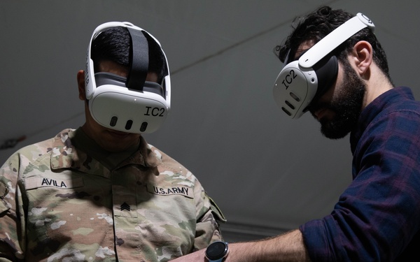 Virtual Reality Immersive Command and Control Experimentation during Project Convergence Capstone 4