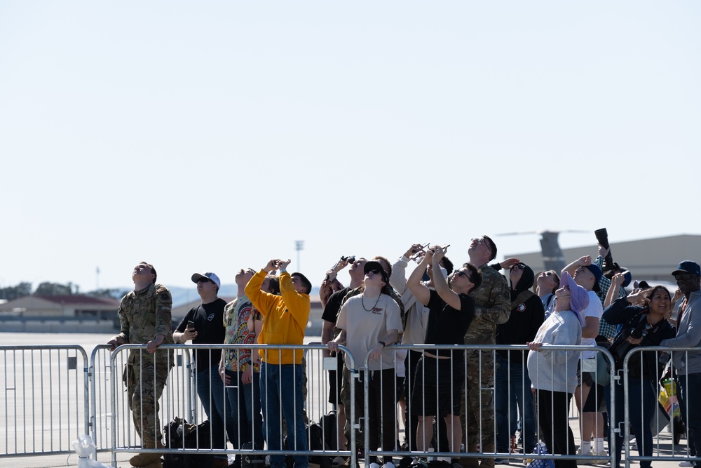 Travis AFB hosts Wings Over Solano air show, open house