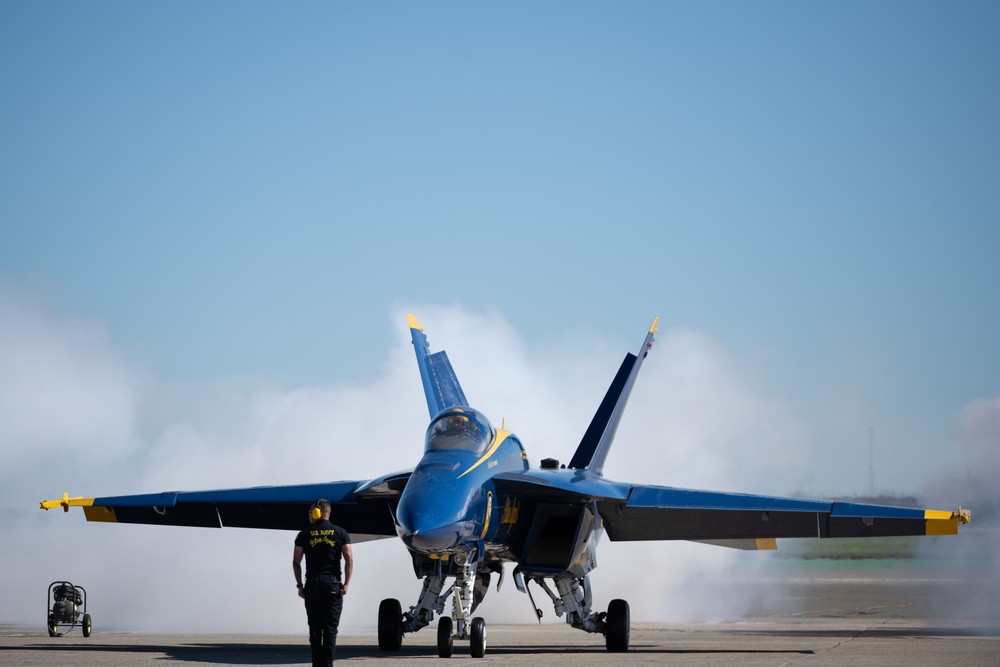 Travis AFB hosts Wings Over Solano air show, open house