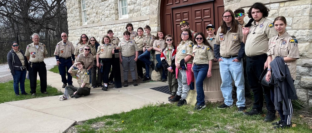 Iowa Scout Troops Visit the Illinois State Military Museum