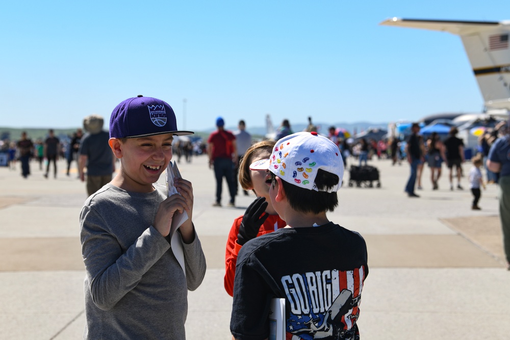 Travis AFB hosts Wings Over Solano air show, open house