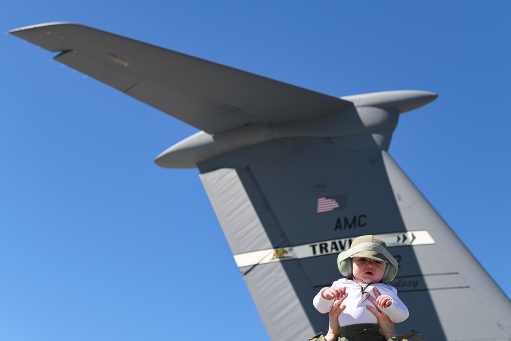 Travis AFB hosts Wings Over Solano air show, open house