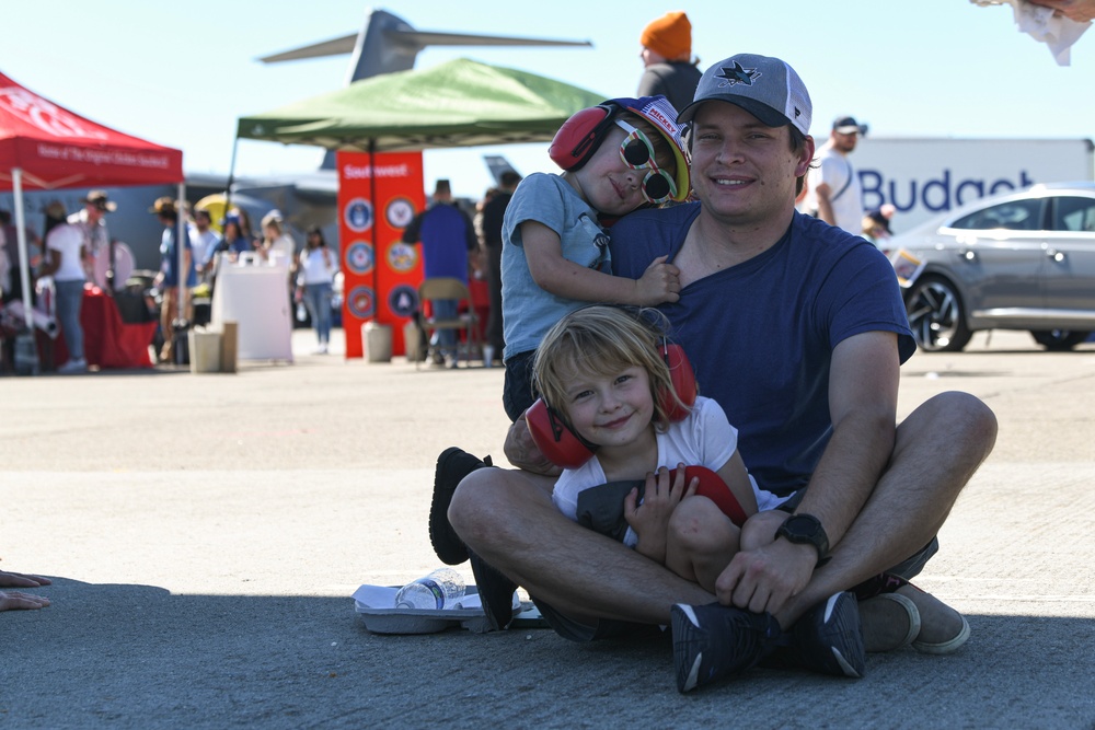 Travis AFB hosts Wings Over Solano air show, open house