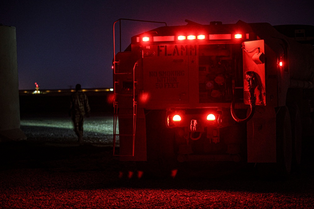 Night Apache Refueling