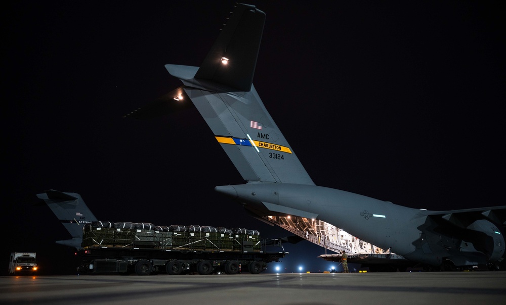 U.S. Airmen, Soldiers load U.S. C-17s with humanitarian aid destined for Gaza