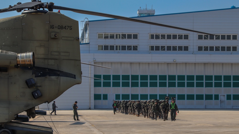 Freedom Shield 24, combined air assault training