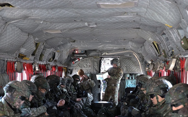 Freedom Shield 24, combined air assault training