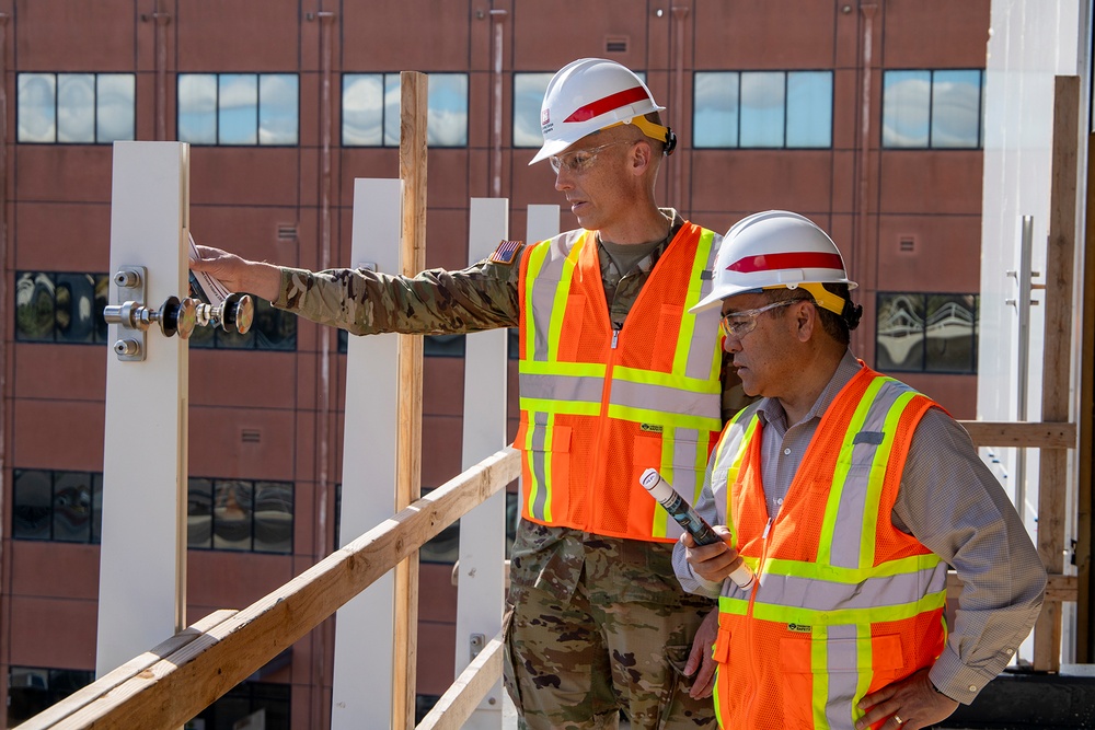 Corps SPD commander tours SPL projects: Veterans Affairs Spinal Cord Injury Community Living Center