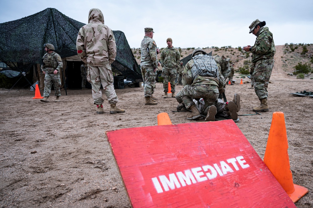 Distinguished visitors see latest frontline medical tech during Army’s Capstone 4 exercise