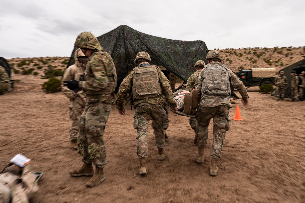 Distinguished visitors see latest frontline medical tech during Army’s Capstone 4 exercise