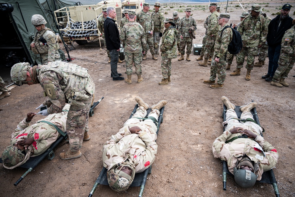 Distinguished visitors see latest frontline medical tech during Army’s Capstone 4 exercise