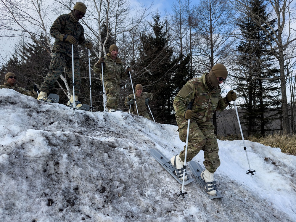 Artillery relocation Training Program 23.4 - Joint Cold Weather Equipment Familiarization