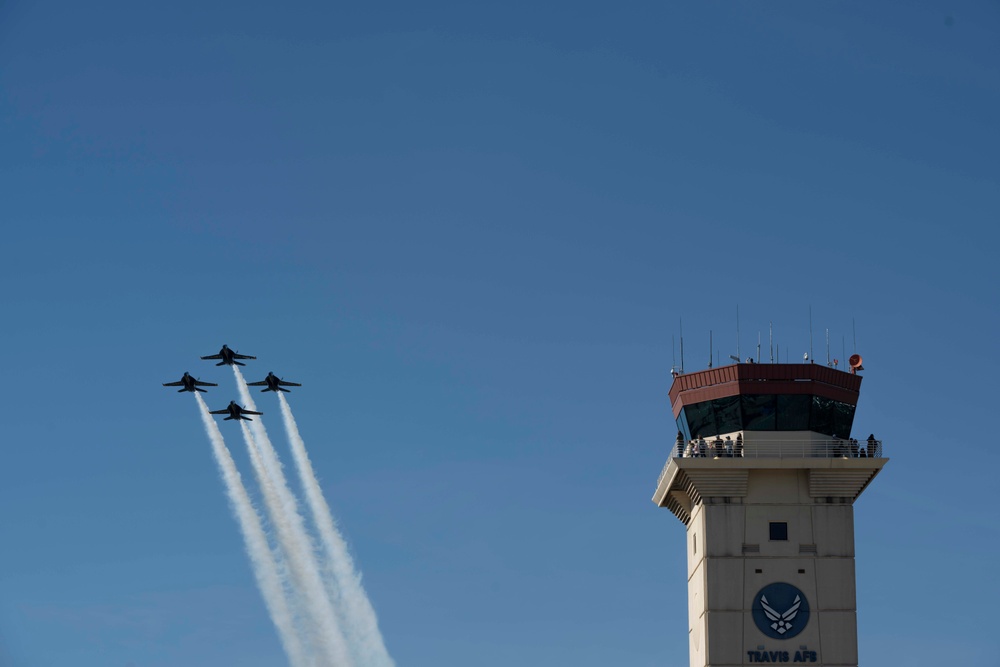 Travis AFB hosts Wings Over Solano air show, open house