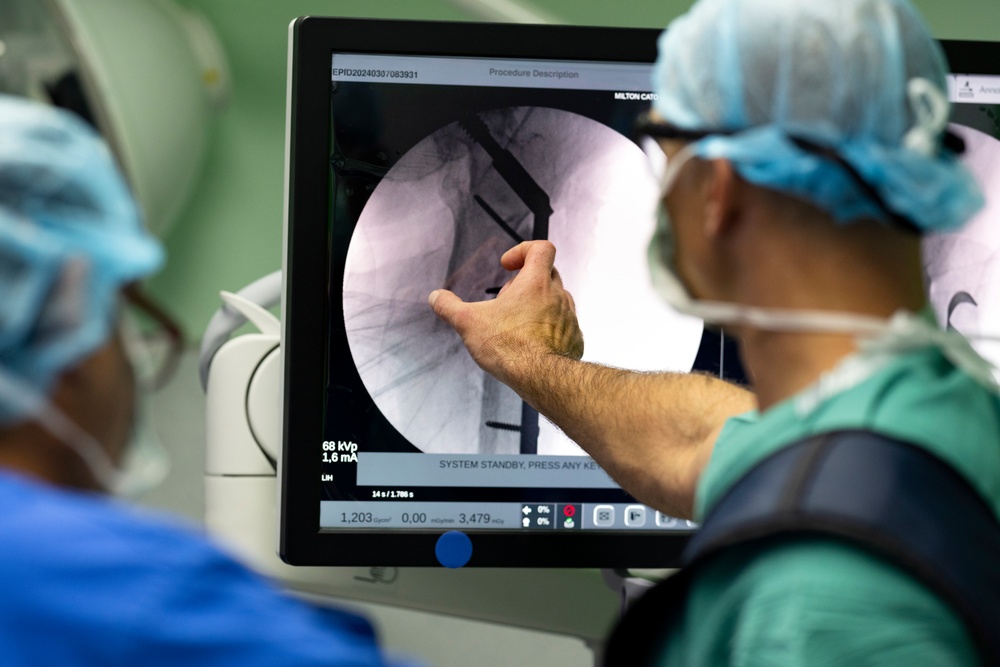 USAF surgical team partners with St. Vincent hospital
