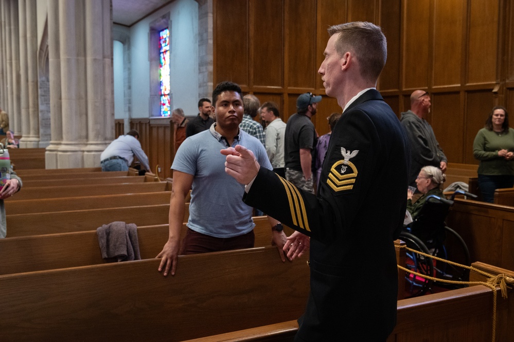 Navy Band Sea Chanters performs in Oklahoma City