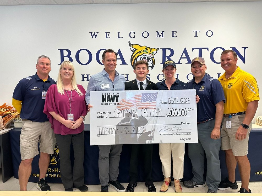 Boca Raton High School NJROTC Student Wins Scholarship