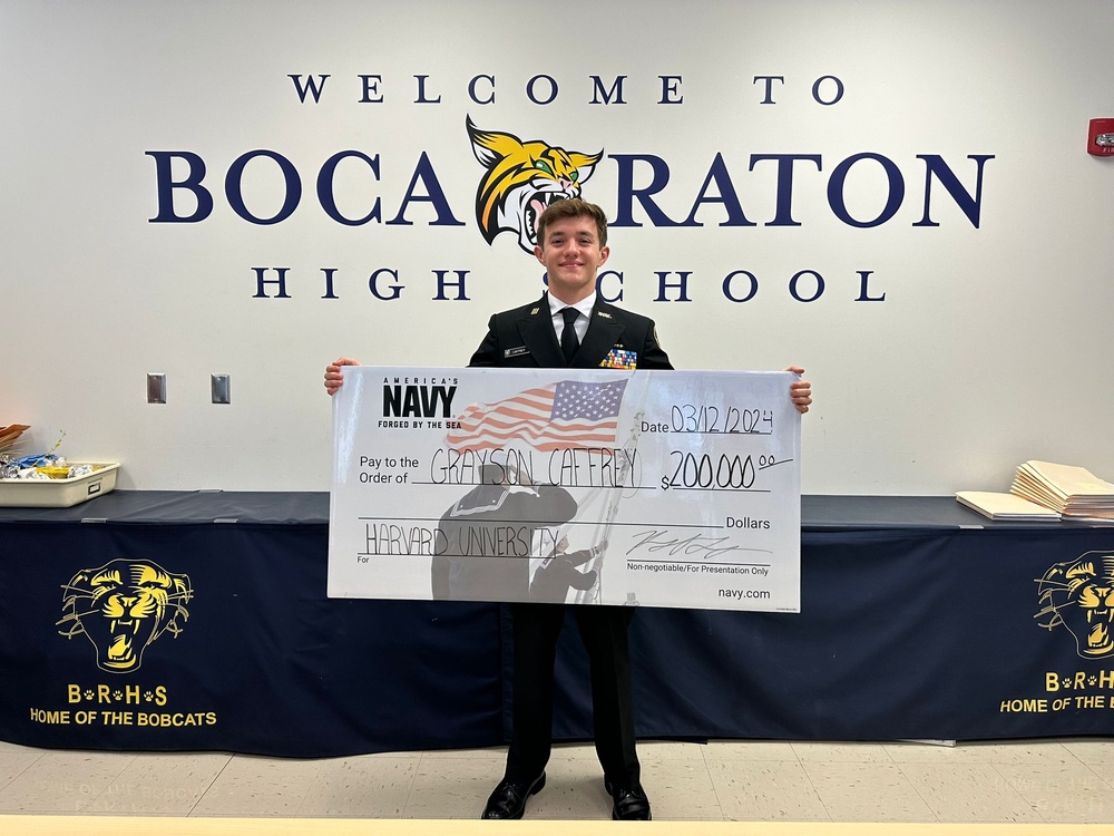 Boca Raton High School NJROTC Student Wins Scholarship