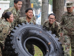 Camp Zama unit offers taste of Army life to cadets, culinary students