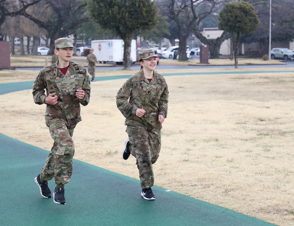 Camp Zama unit offers taste of Army life to cadets, culinary students