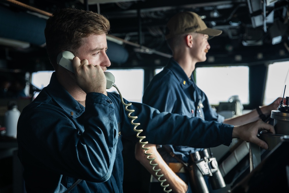 USS Laboon Conducts Operations in the Gulf of Aden