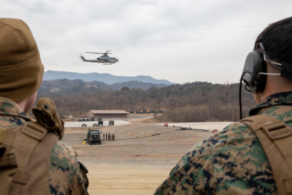 1st MAW Marines conduct fortified FARP