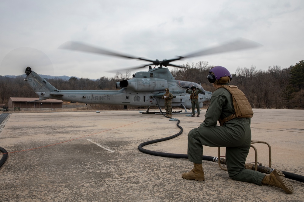 1st MAW Marines conduct fortified FARP