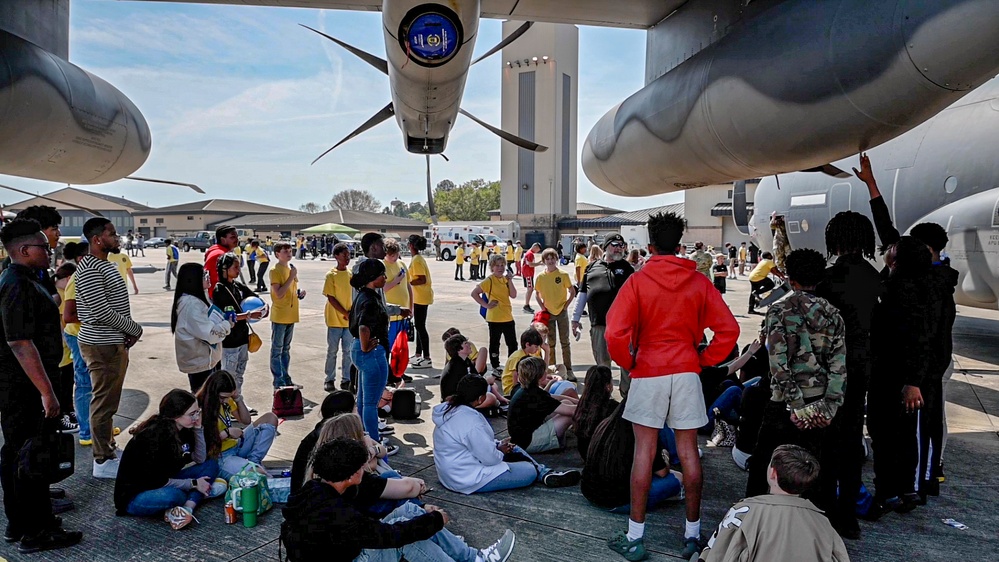 Women in Aviation static displays