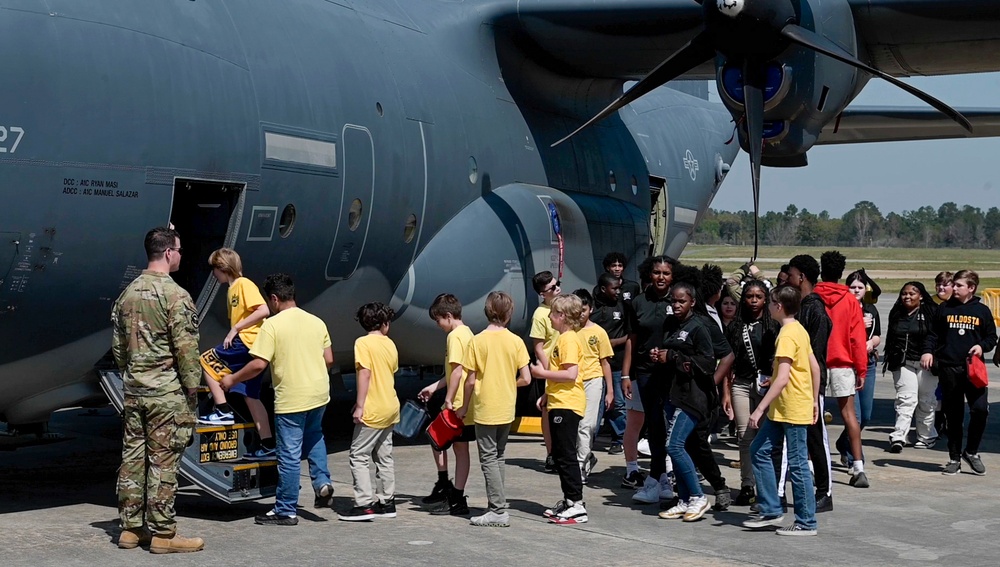 Women in Aviation static displays