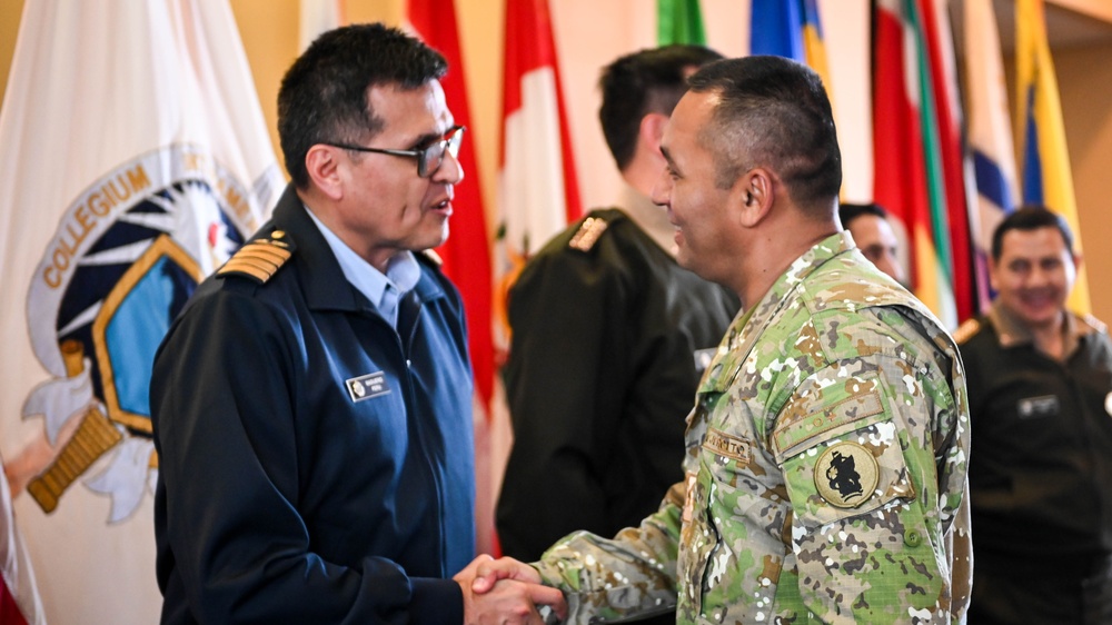 Inter-American Defense College Welcomes US Army South Brigadier General for Institutional Visit