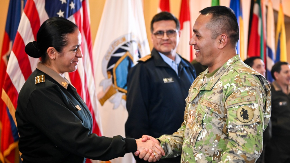 Inter-American Defense College Welcomes US Army South Brigadier General for Institutional Visit