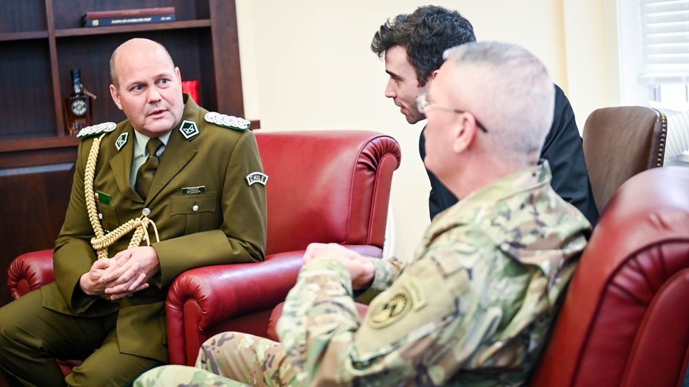 nter-American Defense College Hosts Chilean Carabineros Attaché and Dignitaries for Institutional Briefing and Campus Tour