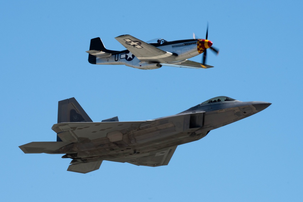 Travis AFB hosts Wings Over Solano air show, open house