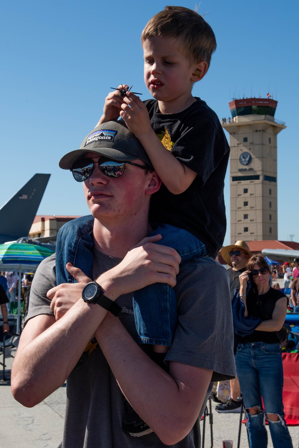 Travis AFB hosts Wings Over Solano air show, open house