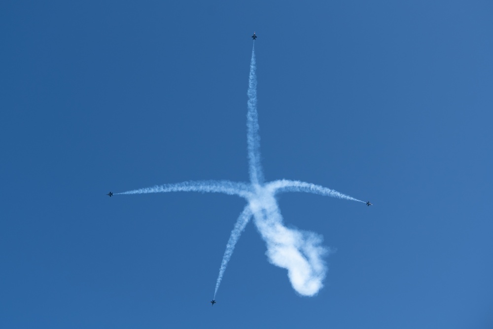 Travis AFB hosts Wings Over Solano air show, open house