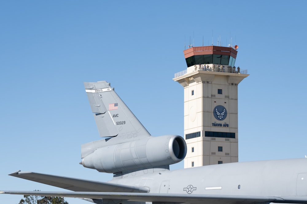 Travis AFB hosts Wings Over Solano air show, open house
