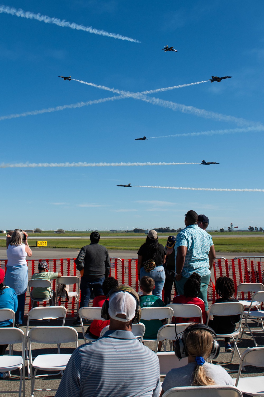 Travis AFB hosts Wings Over Solano air show, open house