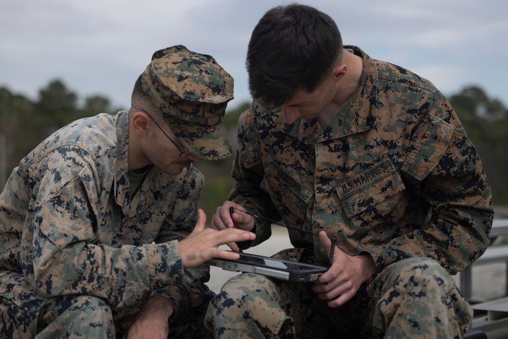 24th MEU Trains on sUAS