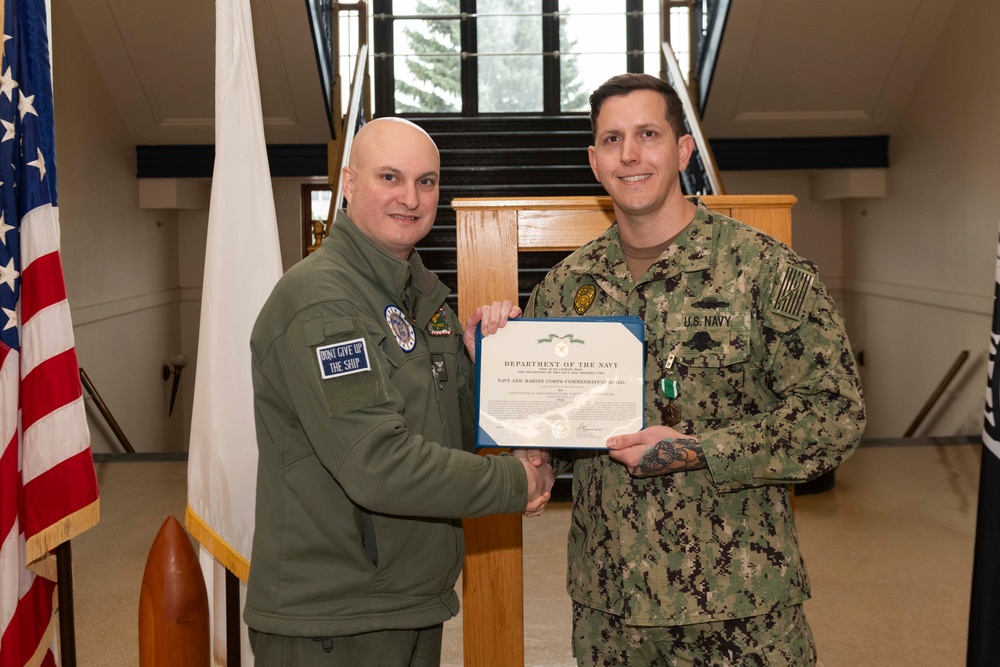 NSGL CO Presents Awards