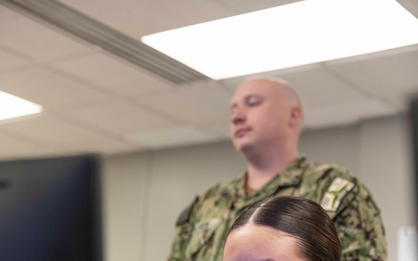 QM "A" School Students Practice with VMS