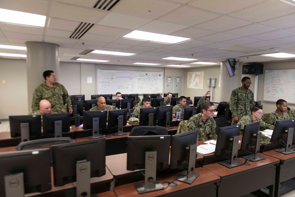 QM &quot;A&quot; School Students Practice with VMS