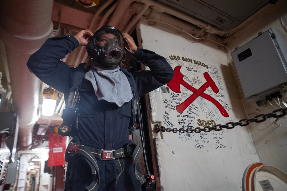 USS San Diego (LPD 22) conducts firefighting drills