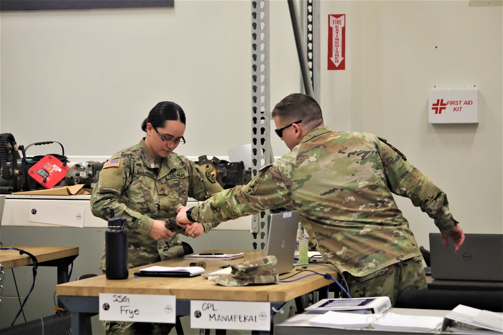 Soldiers gain unit armorer skills in unique course at Fort McCoy’s RTS-Maintenance