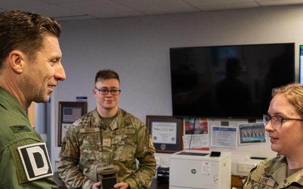 Day in the Life: 100th ARW command team integrates with 100th OSS WX