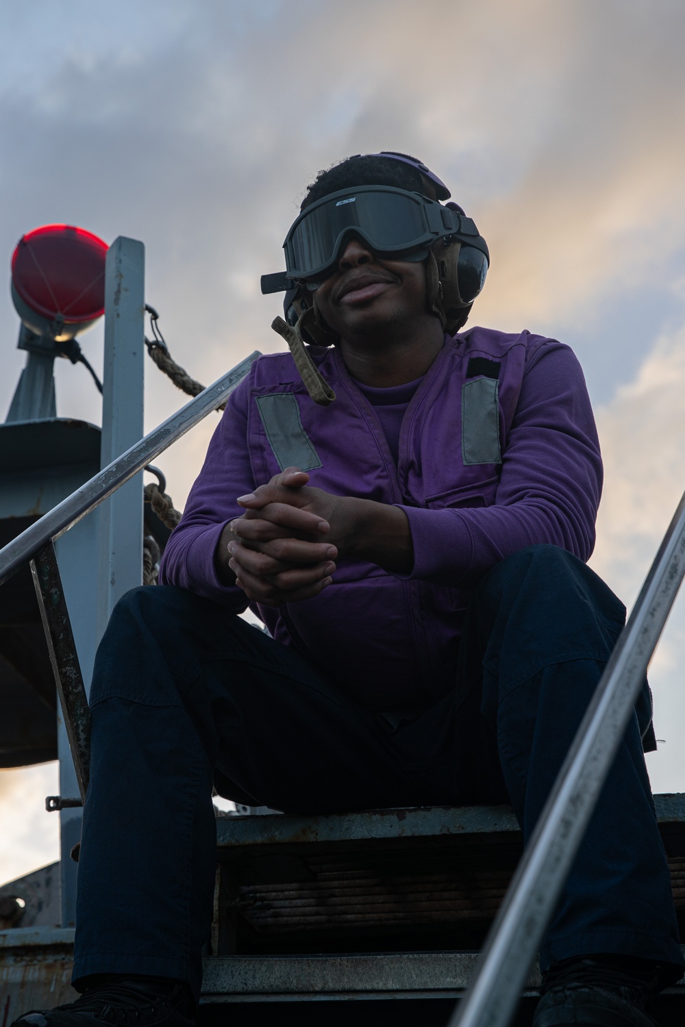 USS Laboon (DDG 58) Conducts Flight Quarters