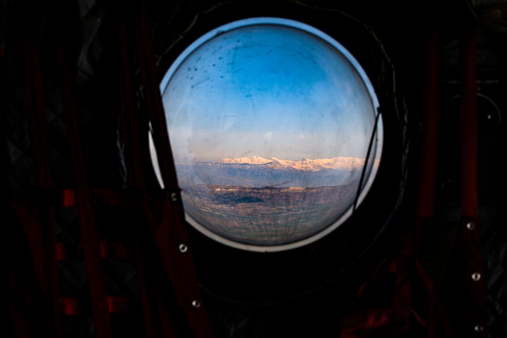 Flight on an 82nd CAB CH-47