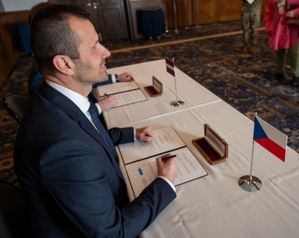 Czech Republic, Latvia sign memorandum of understanding