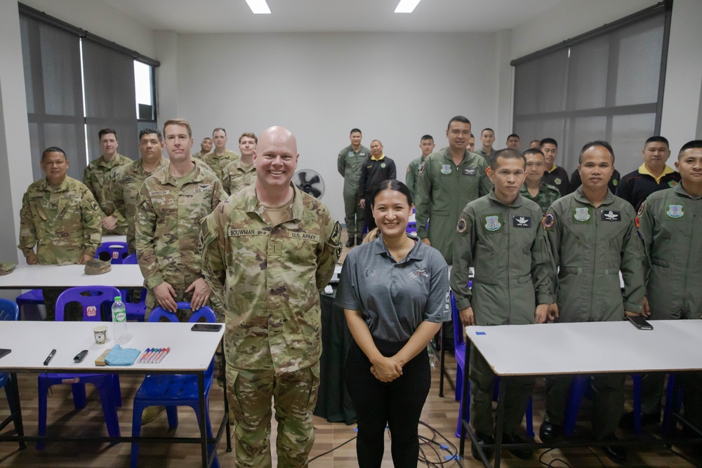 Commanders aviation training program with Royal Thai Army