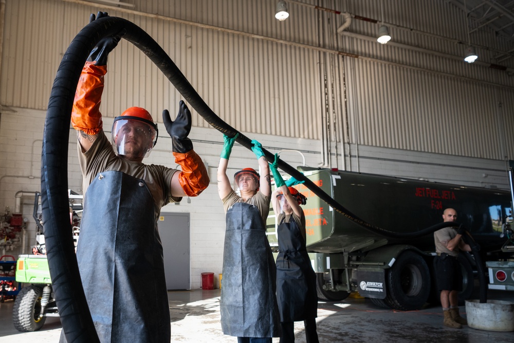 MacDill fuels management flight expedites hot pit refueling procedures; finds new avenue for innovation